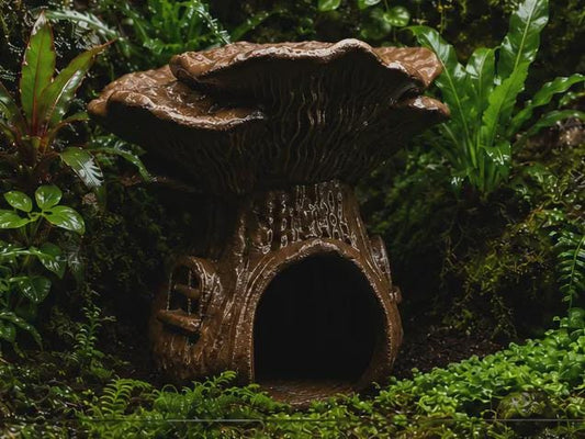 Fantasy Mushroom House Hideout - Terrarium Decor